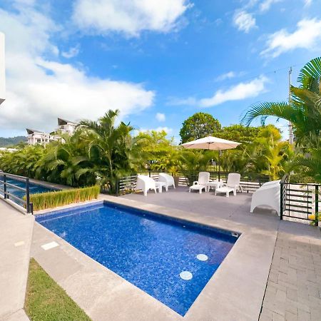 Pura Vida Apartment With Nice Pool Walking Distance To The Heart Of ハコ エクステリア 写真