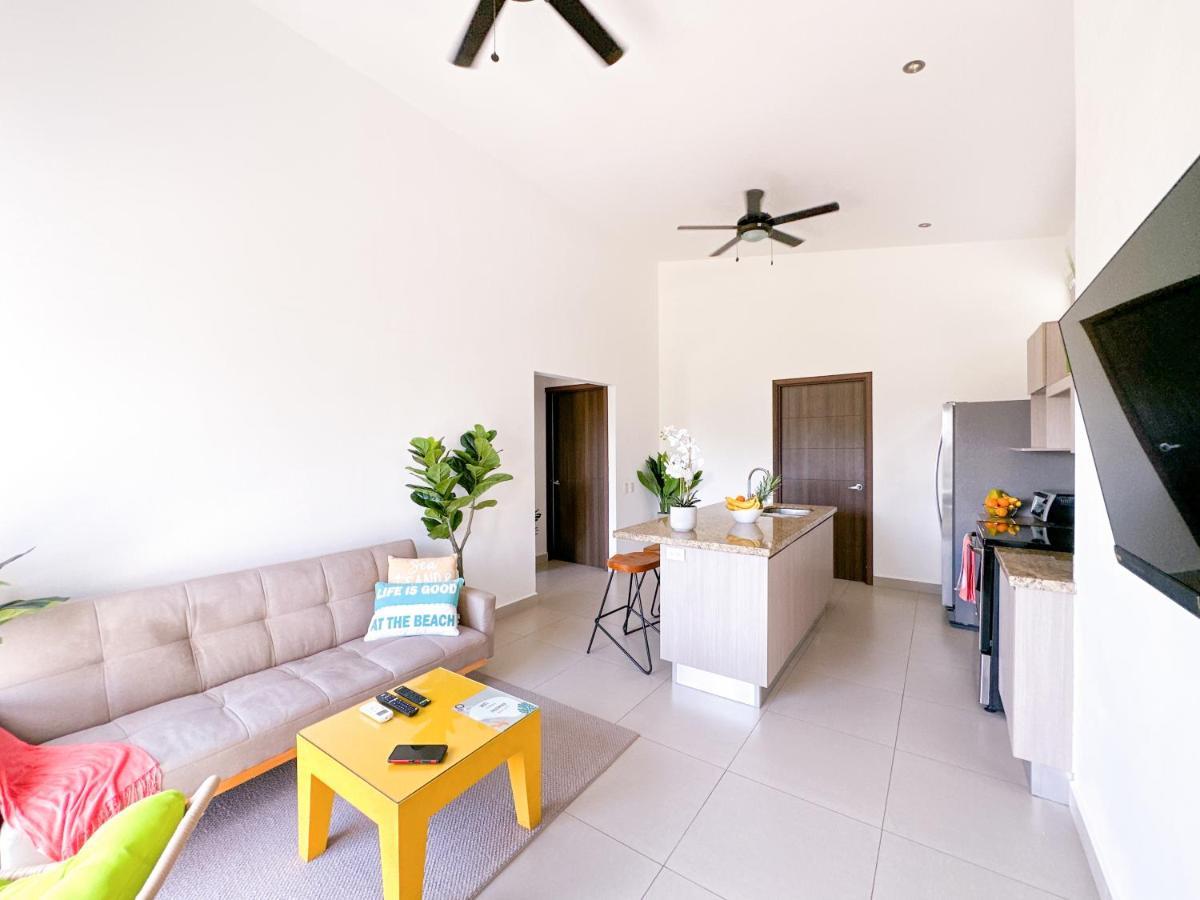 Pura Vida Apartment With Nice Pool Walking Distance To The Heart Of ハコ エクステリア 写真