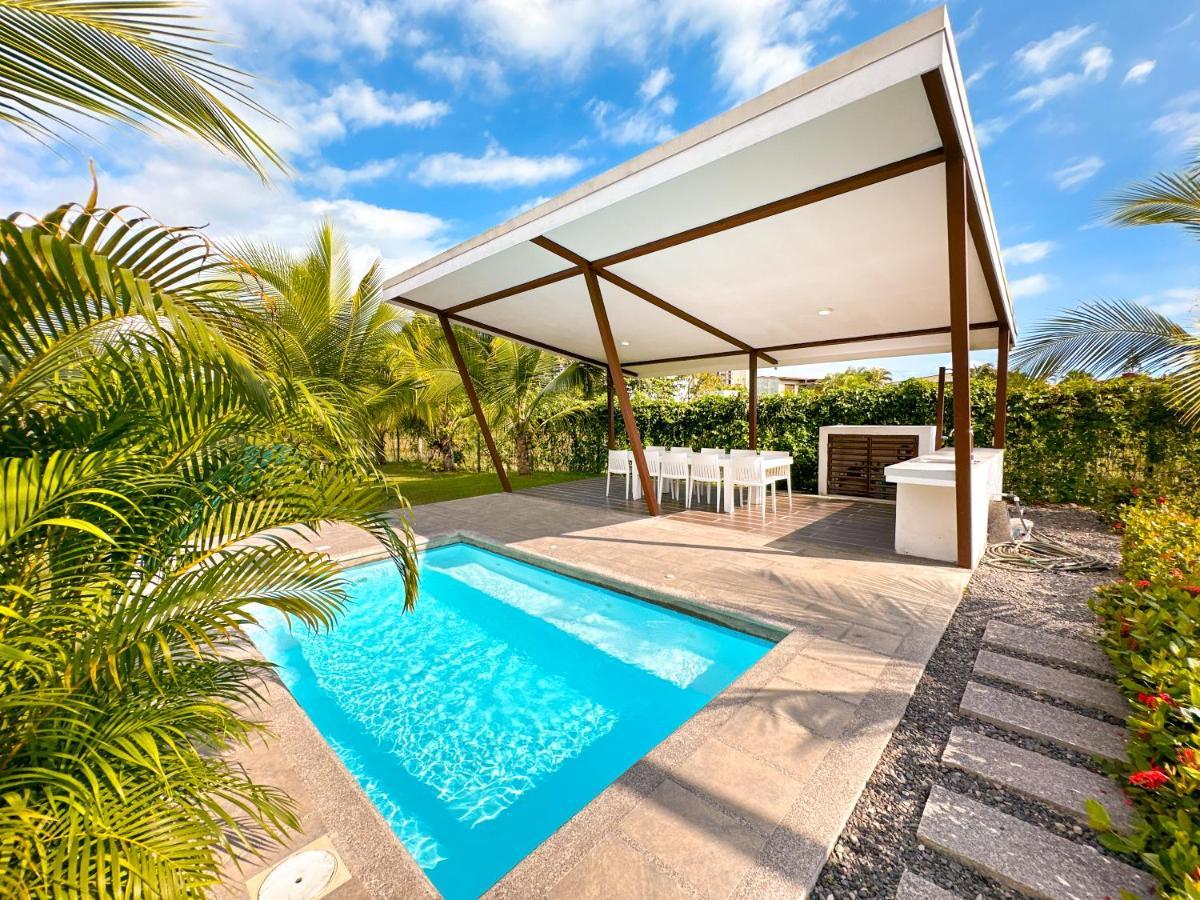 Pura Vida Apartment With Nice Pool Walking Distance To The Heart Of ハコ エクステリア 写真