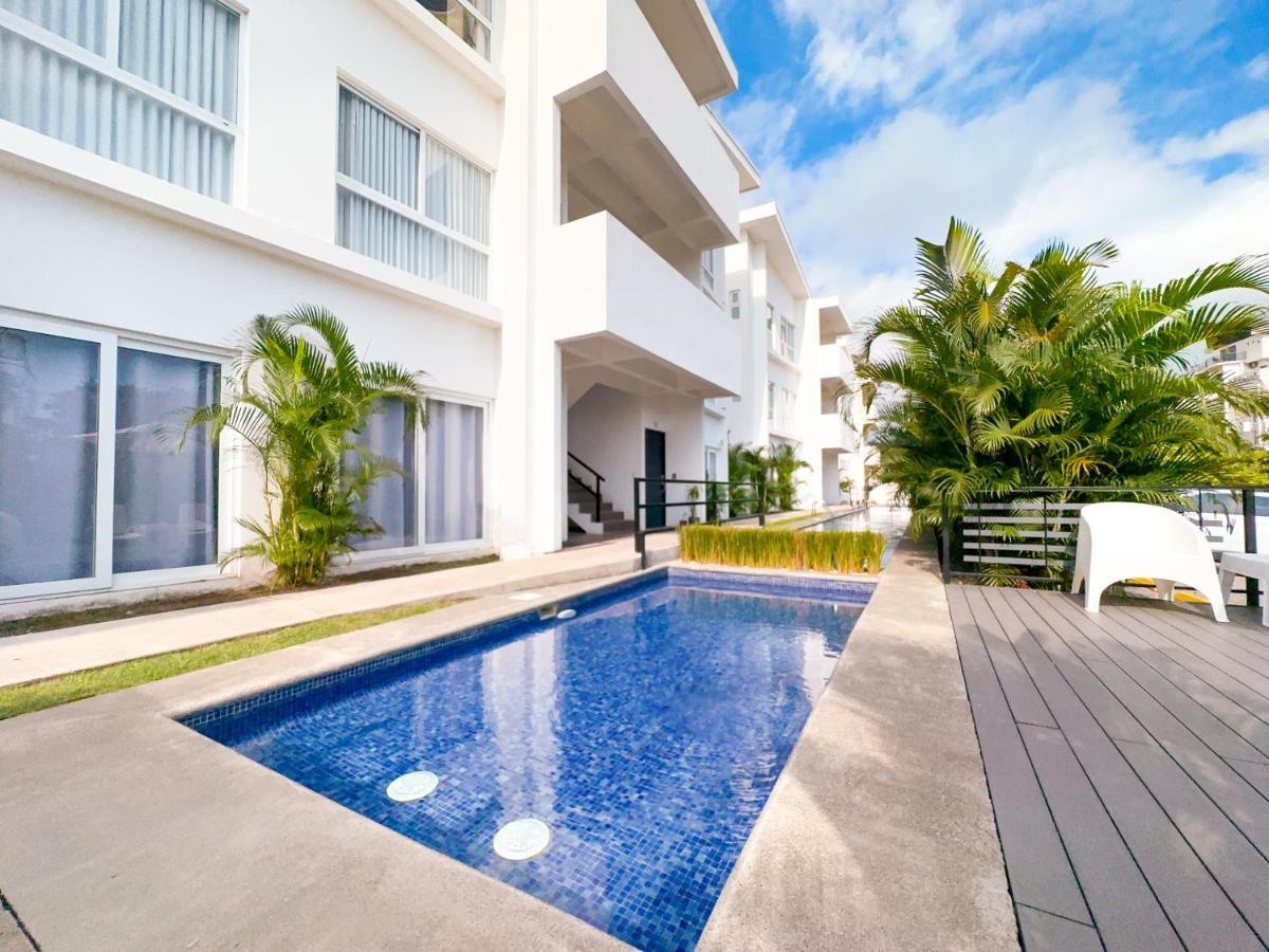 Pura Vida Apartment With Nice Pool Walking Distance To The Heart Of ハコ エクステリア 写真