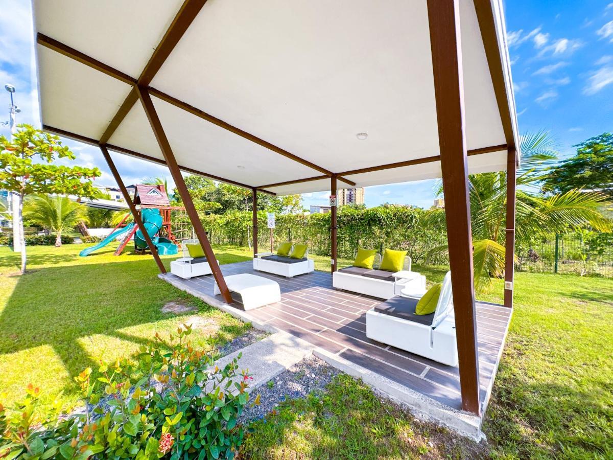 Pura Vida Apartment With Nice Pool Walking Distance To The Heart Of ハコ エクステリア 写真